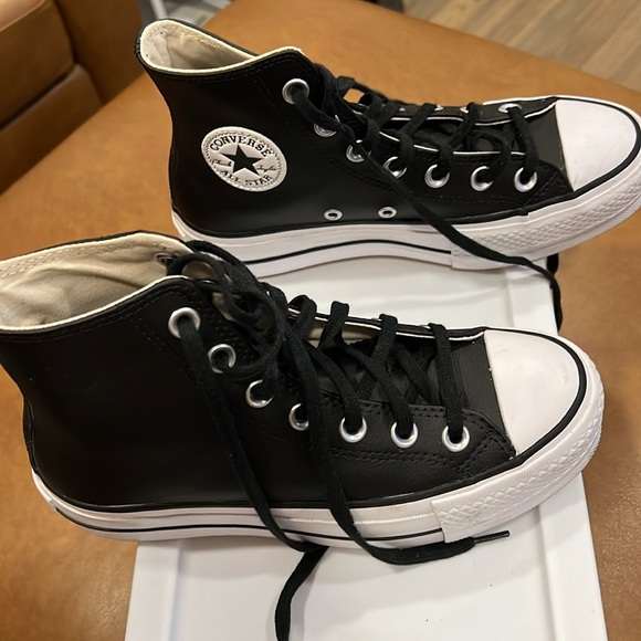Converse Platforms - Picture 2 of 5